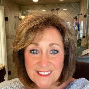 Meet your Posher, Teresa